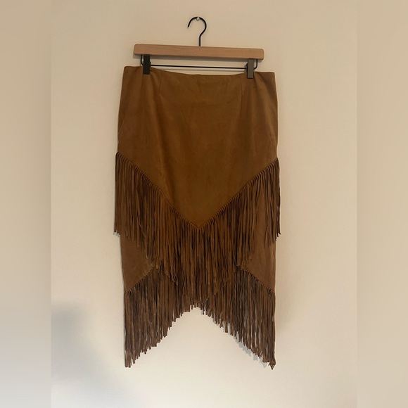 Chico’s - Faux-Suede Fringed Midi Skirt - Size 2 - Picture 2 of 8